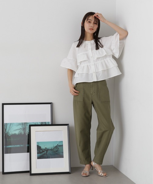 N.(N. Natural Beauty Basic)(エヌエヌナチュラルビューティーベーシック)の「◆◇フロントボタンラッフルブラウス(シャツ/ブラウス・レディース・オフホワイト/ブラック系その他/ライトブルー・MEDIUM)」の7枚目の写真