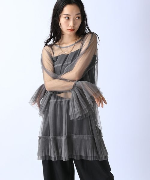 JEANASIS（ジーナシス）の「チュールプリーツ2WAYチュニック/135739（チュニック・レディース・グレー/ブラック/ライトグレー・FREE）」の9枚目の写真