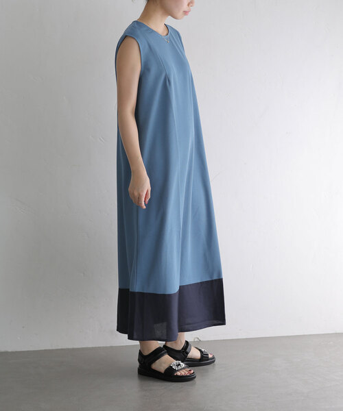 La TOTALITE（ラトータリテ）の「配色カットワンピース（ワンピース・レディース・ブルー/ベージュ/ブラック・FREE）」の3枚目の写真