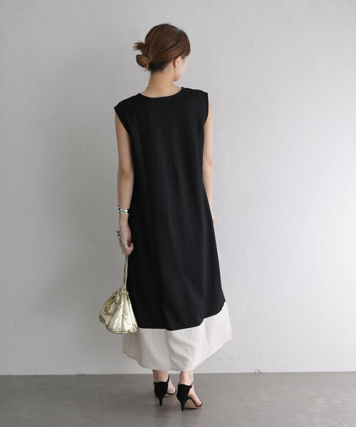 La TOTALITE（ラトータリテ）の「配色カットワンピース（ワンピース・レディース・ブルー/ベージュ/ブラック・FREE）」の6枚目の写真