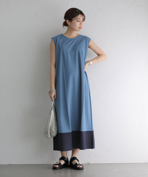 La TOTALITE（ラトータリテ）の「配色カットワンピース（ワンピース・レディース・ブルー/ベージュ/ブラック・FREE）」の11枚目の写真