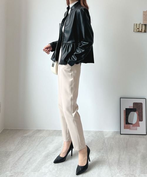 Futier land(フューティアランド)の「ウエストフリルシングルライダース(ライダースジャケット・レディース・ブラック/アイボリー・SMALL/MEDIUM/LARGE)」の14枚目の写真