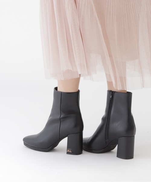 JILL by JILL STUART（ジルバイジルスチュアート）の「◇ロゴミディブーツ（ブーツ・レディース・ベージュ/ブラック・LARGE/MEDIUM/SMALL）」の4枚目の写真