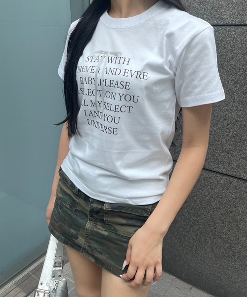 fiere（フィエール）の「リボンデザイン英字タイト半袖Tシャツ（Tシャツ/カットソー・レディース・ホワイト・X-SMALL）」の5枚目の写真