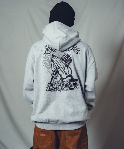 NineMicrophones(ナインマイクロフォンズ)の「Pray with the microphone PARKA(ベスト・メンズ・グレー/バーガンディー/ブラック・LARGE/MEDIUM/SMALL/XX-LARGE/X-LARGE)」の21枚目の写真