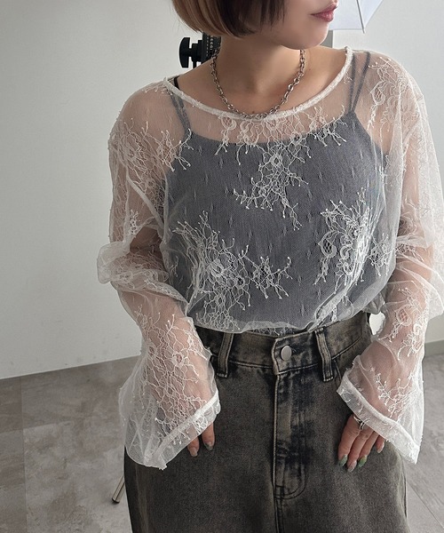 apres jour mignon（アプレジュールミニョン）の「レースBIGロンT【ZOZOTOWN限定アイテム】（Tシャツ/カットソー・レディース・オフホワイト/ボルドー/ブラック・フリー/X-LARGE）」の4枚目の写真