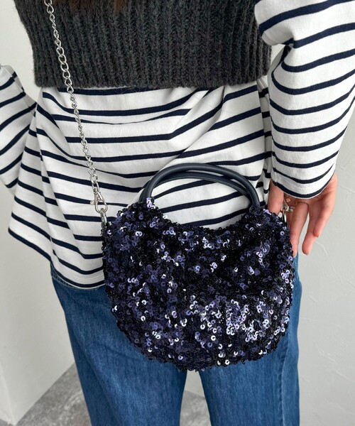 fredy emue（フレディエミュ）の「スパンコール丸手2WAYバッグ（ショルダーバッグ・レディース・ネイビー/ブラック・FREE）」の7枚目の写真