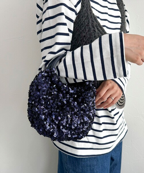 fredy emue（フレディエミュ）の「スパンコール丸手2WAYバッグ（ショルダーバッグ・レディース・ネイビー/ブラック・FREE）」の10枚目の写真