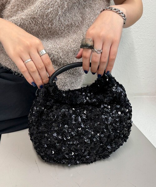 fredy emue（フレディエミュ）の「スパンコール丸手2WAYバッグ（ショルダーバッグ・レディース・ネイビー/ブラック・FREE）」の15枚目の写真