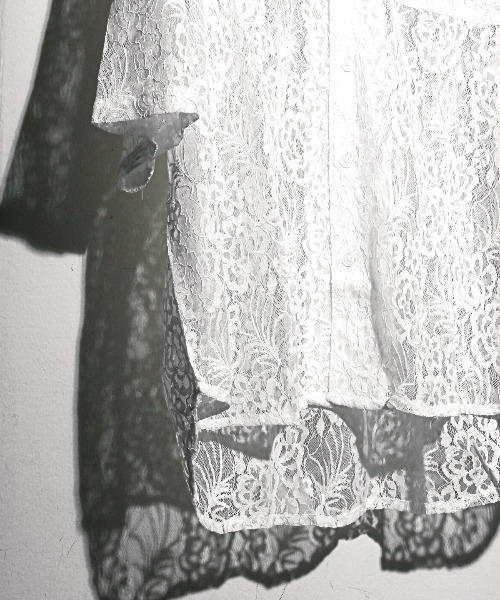 【PREMIUM】【最高級★LUXURY STYLE】【ブローチセット】シースルーレース長袖ブラウス　アイボリー ブラック【see-j030628top】( mja )(250311) 楽天市場】【ブローチセット】【全2色】シースルーレース長袖