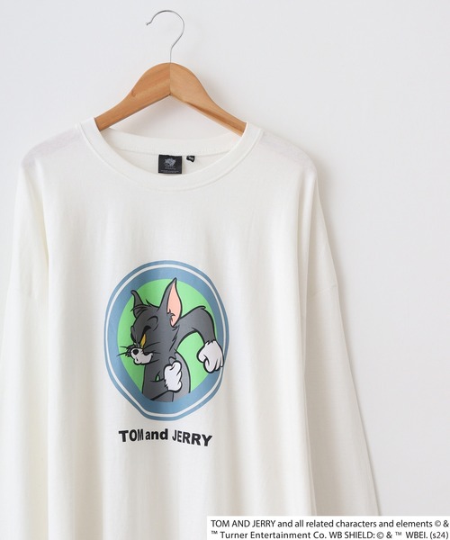 Tom&Jerry(トムアンドジェリー)の「Tom and Jerry Wide sleeve long-T / トムとジェリー オーバーサイズ ロングスリーブTシャツ unisex(Tシャツ/カットソー・メンズ・ホワイト系3/ホワイト系2/ホワイト系1/パープル/ベージュ/ブラック/オレンジ/杢グレー/オフホワイト/ダークグリーン/チャコールグレー/ネイビー/チャコール/ベージュ系2/グリーン系1/ブラック系1・L/M/XL)」の5枚目の写真