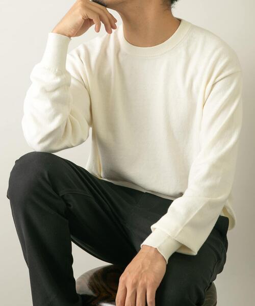 URBAN RESEARCH ROSSO MEN(アーバンリサーチロッソメン)の「『一部WEB限定カラー』綿カシミヤクルーネックニット(ニット/セーター・メンズ・ブルー/グリーン/グレー/アイボリー/ブラック・LARGE/MEDIUM)」の2枚目の写真