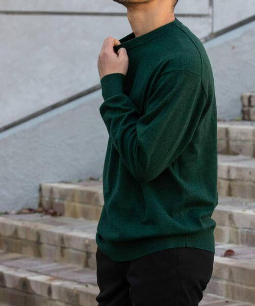 URBAN RESEARCH ROSSO MEN(アーバンリサーチロッソメン)の「『一部WEB限定カラー』綿カシミヤクルーネックニット(ニット/セーター・メンズ・ブルー/グリーン/グレー/アイボリー/ブラック・LARGE/MEDIUM)」の22枚目の写真