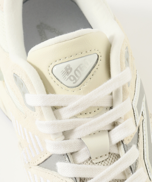 NEW BALANCE(ニューバランス)の「New Balance (ニューバランス) U9060WHT(スニーカー・メンズ・ホワイト・25.5cm/26cm/26.5cm/27cm/27.5cm/28cm)」の8枚目の写真