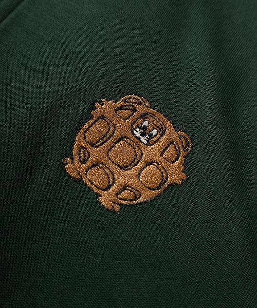 Tom&Jerry(トムアンドジェリー)の「【TOM&JERRY/トムとジェリー】キャラクター コミカルイラスト ワンポイント刺繍デザイン サイドライン ダンボールトラックジャケット/ジャージ(ジャージ・レディース・ダークグリーン/クリーム/グレイッシュベージュ/ダークネイビー・M/L)」の9枚目の写真