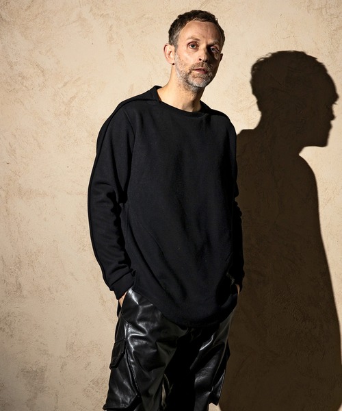 C DIEM(カルペディエム)の「C DIEM(カルペディエム)レザーパイピング ダンボールニット ロングスリーブカットソー ロングTシャツ(Tシャツ/カットソー・メンズ・ブラック/ベージュ/グレー・S/M/L/XL)」の8枚目の写真