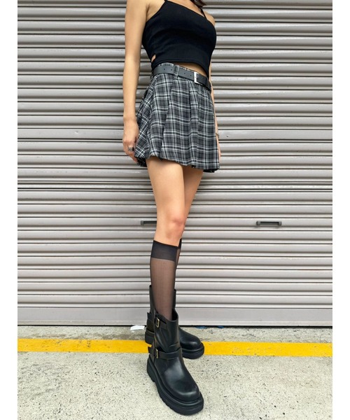 EGOIST（エゴイスト）の「フェイクレザーベルト付プリーツスカート（スカート・レディース・ブラック/マルチ/グレー・S/M）」の9枚目の写真