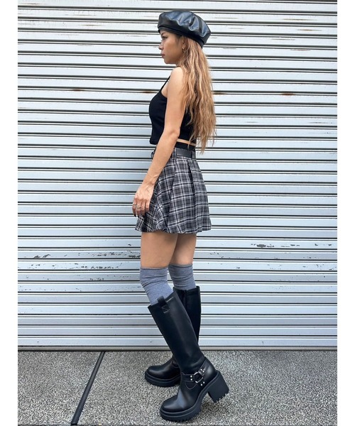 EGOIST（エゴイスト）の「フェイクレザーベルト付プリーツスカート（スカート・レディース・ブラック/マルチ/グレー・S/M）」の19枚目の写真