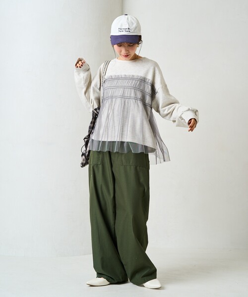 FREAK'S STORE(フリークスストア)の「限定展開 チュール ギャザー 重ね スウェット(スウェット・レディース・オフホワイト/ライトグレー/ブラック/チャコールグレー/ベージュ・フリ-)」の14枚目の写真