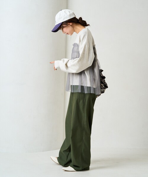 FREAK'S STORE(フリークスストア)の「限定展開 チュール ギャザー 重ね スウェット(スウェット・レディース・オフホワイト/ライトグレー/ブラック/チャコールグレー/ベージュ・フリ-)」の15枚目の写真