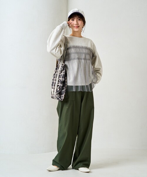 FREAK'S STORE(フリークスストア)の「限定展開 チュール ギャザー 重ね スウェット(スウェット・レディース・オフホワイト/ライトグレー/ブラック/チャコールグレー/ベージュ・フリ-)」の20枚目の写真