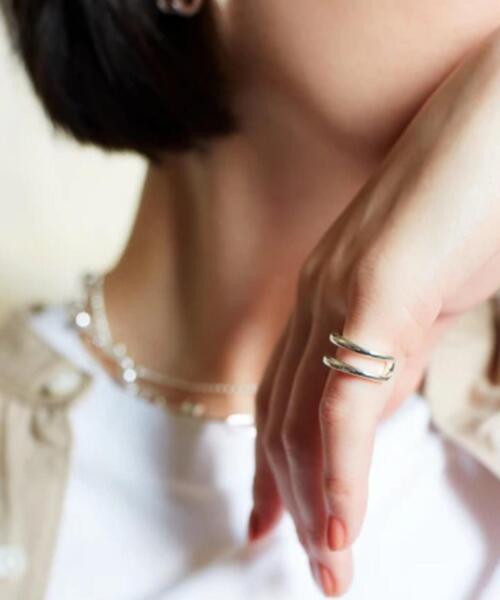 ROYAL FLASH(ロイヤルフラッシュ)の「Nothing And Others/ナッシングアンドアザーズ/Simple 2line PRing(イヤーカフ・レディース・ゴールド/シルバー・F)」の4枚目の写真