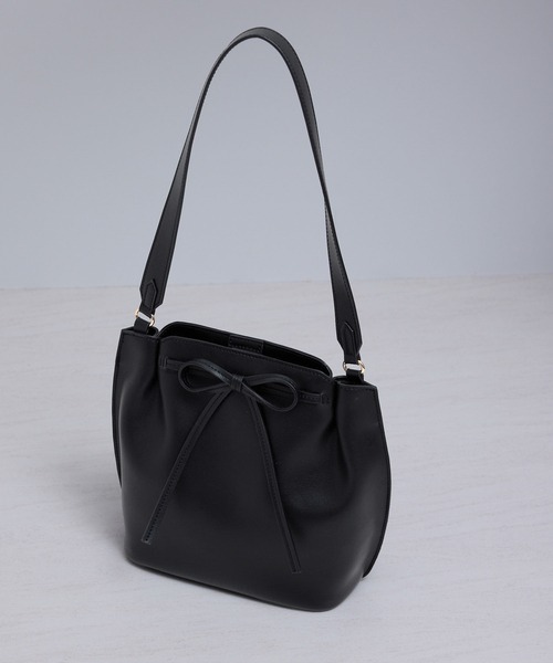 ROPE' PICNIC（ロペピクニック）の「ナローリボンワンハンドルミドルバッグ（ハンドバッグ・レディース・ブラック/キナリ・FREE）」の15枚目の写真
