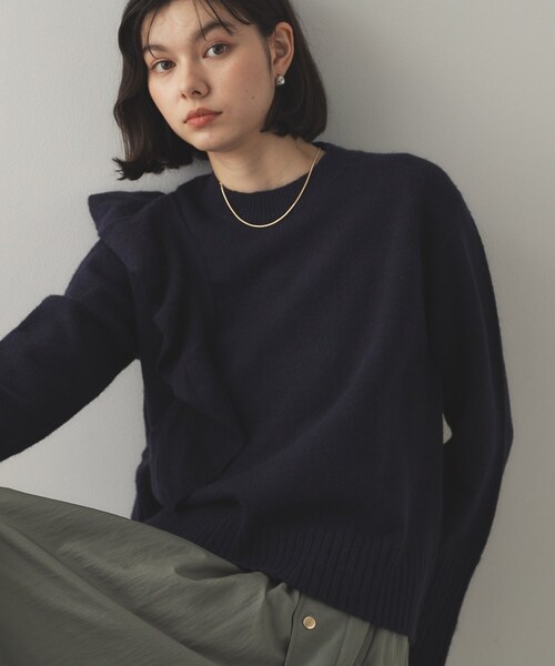 OPAQUE.CLIP（オペークドットクリップ）の「◆《美人百花掲載》アシメフリルミドルゲージニット【洗濯機洗い可】（ニット/セーター・レディース・グレー/ネイビー/ベージュ・38/36/40）」の12枚目の写真