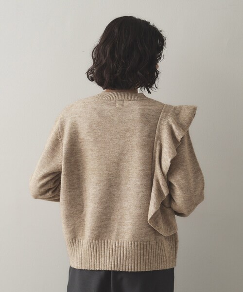 OPAQUE.CLIP（オペークドットクリップ）の「◆《美人百花掲載》アシメフリルミドルゲージニット【洗濯機洗い可】（ニット/セーター・レディース・グレー/ネイビー/ベージュ・38/36/40）」の18枚目の写真