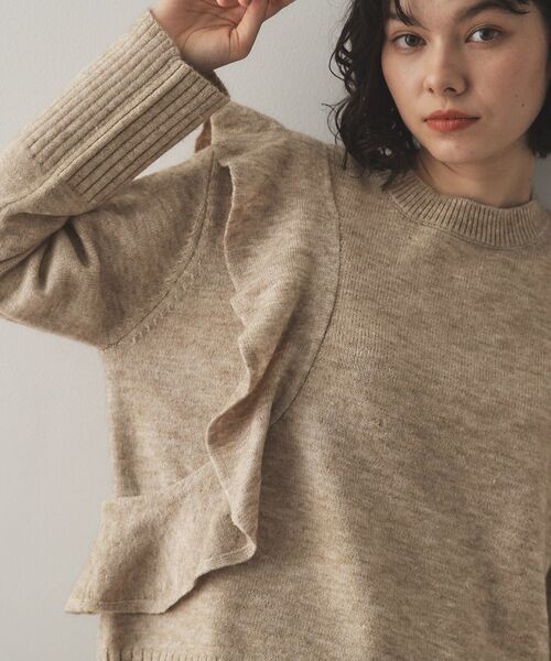 OPAQUE.CLIP（オペークドットクリップ）の「◆《美人百花掲載》アシメフリルミドルゲージニット【洗濯機洗い可】（ニット/セーター・レディース・グレー/ネイビー/ベージュ・38/36/40）」の21枚目の写真