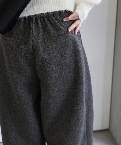 select MOCA（セレクトモカ）の「フェイクウールダブルタックパンツ（スラックス・レディース・チャコールグレー/グレー/ブラック・LARGE/MEDIUM/SMALL）」の14枚目の写真