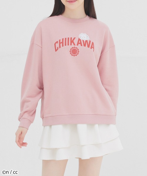 Honeys(ハニーズ)の「ちいかわ/ゆるトレーナー(スウェット・レディース・ネイビー/パープル/オレンジ/オートミール/ピンク・S/M/L/LL)」の4枚目の写真