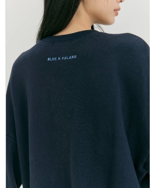 BLUE×PALANG(ブルーパラン)の「LOGO SWEATSHIRT(スウェット・レディース・ロイヤルブルー/チャコール/アクア/ライトブルー/ネイビー・FREE)」の12枚目の写真