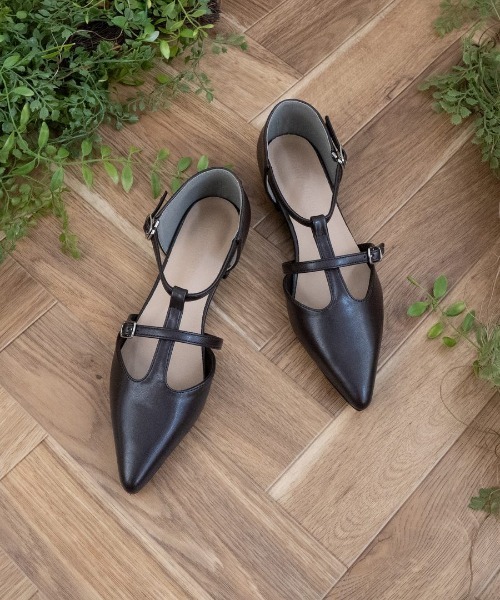 Fabby fabby(ファビィーファビィー)の「ポインテッドセパレートストラップパンプス(パンプス・レディース・シルバー/オフホワイト/ブラック/ブラウン・SMALL/MEDIUM/LARGE)」の15枚目の写真