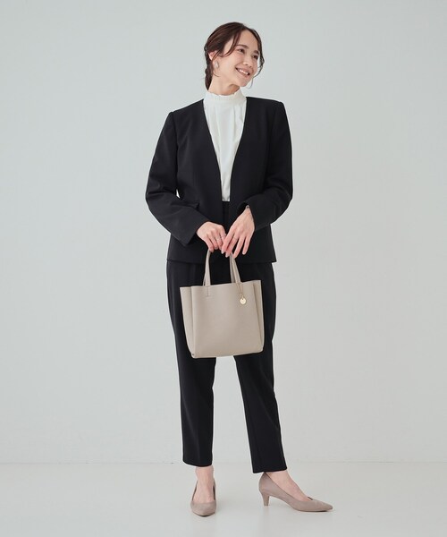 SHOO・LA・RUE（シューラルー）の「◆【軽量】一枚革風あおりトートバッグ（トートバッグ・レディース・シルバー/ブラウン系その他/ブラック/ライトグレー・00）」の16枚目の写真