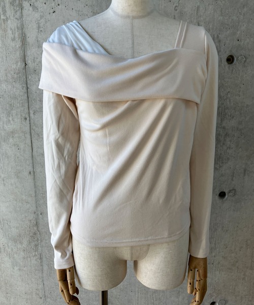 GLAMOROUS JANE(グラマラスジェーン)の「ワンショルシアー切替トップス(Tシャツ/カットソー・レディース・ブラック/アイボリー/ブラウン・FREE)」の5枚目の写真