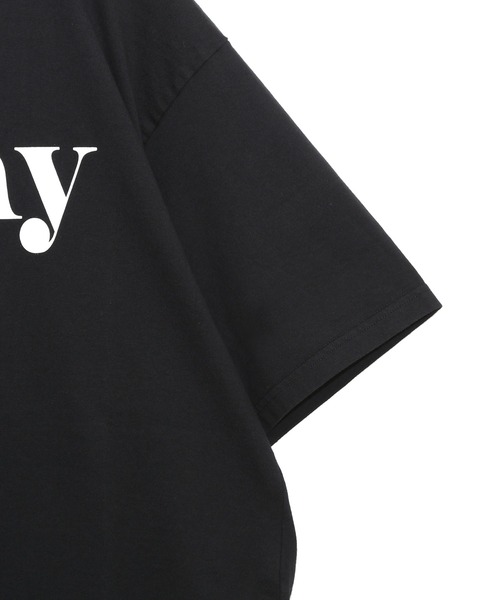 UNDERCOVER(アンダーカバー)の「UC1E3803(Tシャツ/カットソー・メンズ・ホワイト/ブラック/ボルドー・3/2/5/4/1)」の7枚目の写真