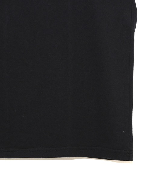 UNDERCOVER(アンダーカバー)の「UC1E3803(Tシャツ/カットソー・メンズ・ホワイト/ブラック/ボルドー・3/2/5/4/1)」の6枚目の写真