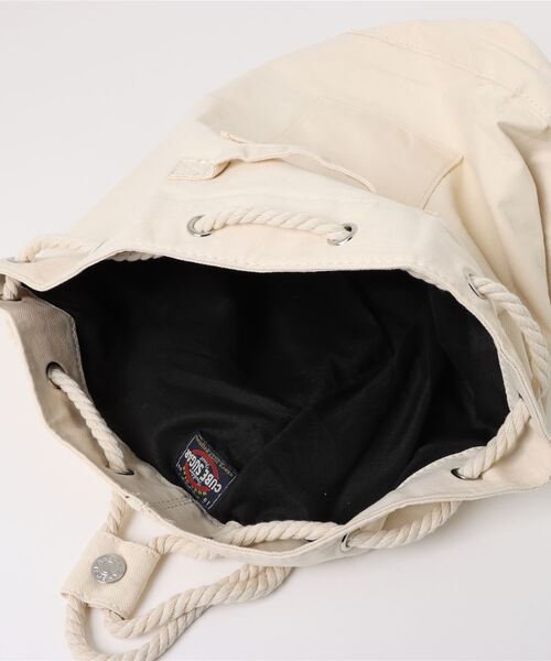 CUBE SUGAR（キューブシュガー）の「キャンバスロープ使いバッグ（ショルダーバッグ・レディース・ナチュラル/グリーン/レッド/ブラック・M）」の6枚目の写真