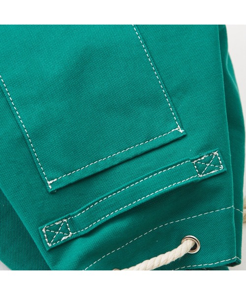 CUBE SUGAR（キューブシュガー）の「キャンバスロープ使いバッグ（ショルダーバッグ・レディース・ナチュラル/グリーン/レッド/ブラック・M）」の19枚目の写真