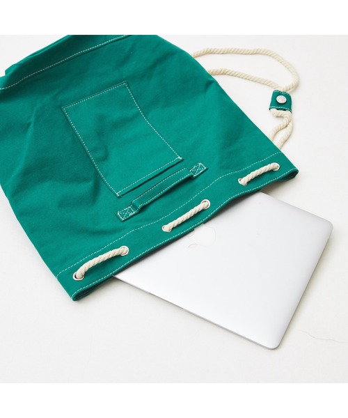 CUBE SUGAR（キューブシュガー）の「キャンバスロープ使いバッグ（ショルダーバッグ・レディース・ナチュラル/グリーン/レッド/ブラック・M）」の16枚目の写真