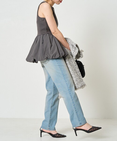 FREAK'S STORE(フリークスストア)の「限定展開 スリム ストレート デニム(デニムパンツ・レディース・グレー/ブルー/ネイビー/ブラック/サックスブルー・24/25/26/27/28)」の10枚目の写真