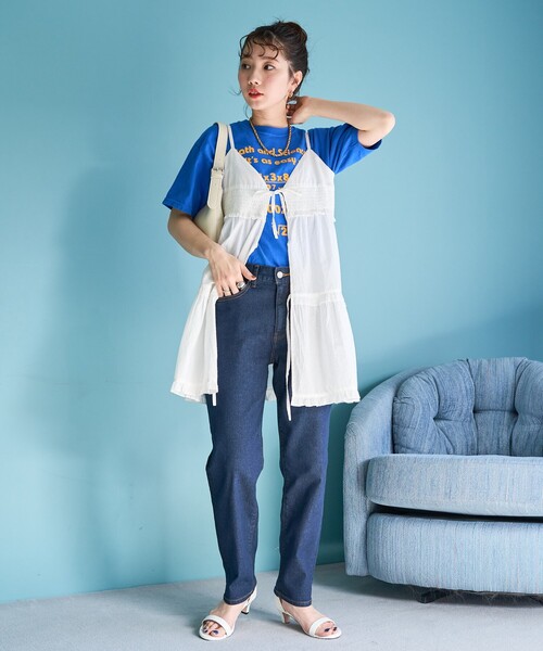 FREAK'S STORE(フリークスストア)の「限定展開 スリム ストレート デニム(デニムパンツ・レディース・グレー/ブルー/ネイビー/ブラック/サックスブルー・24/25/26/27/28)」の16枚目の写真