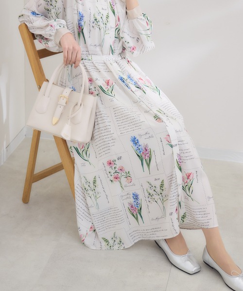 KATHARINE ROSS(キャサリンロス)の「【KATHARINE ROSS】KITTE PRINT -切手プリント-ワンピース(ワンピース・レディース・アイボリー/ライトブルー・MEDIUM)」の18枚目の写真