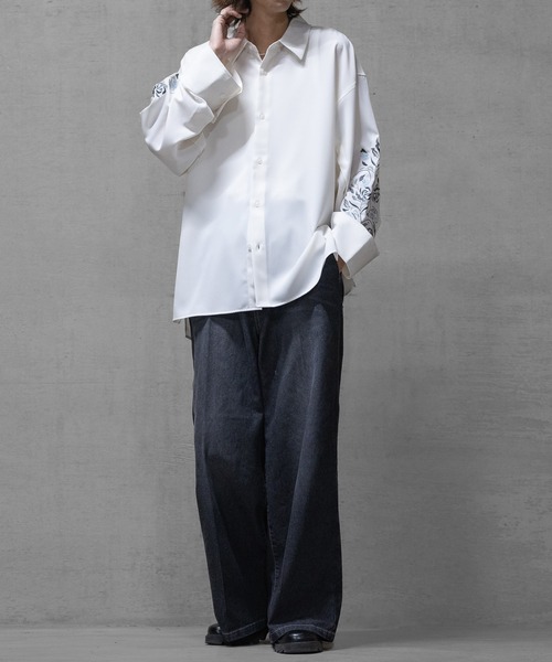 Naive magic（ナイーブマジック）の「【a】〔Naive magic〕フラワーエンブロイダリー アームスリットシャツ（シャツ/ブラウス・メンズ・ホワイト/ブラック・LARGE/MEDIUM）」の13枚目の写真