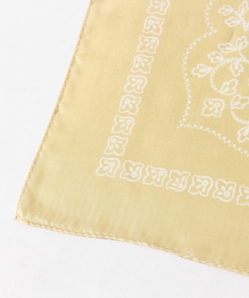 Ray BEAMS（レイビームス）の「Ray BEAMS / フラワー バンダナ シルク スカーフ（バンダナ/スカーフ・レディース・レッド/ネイビー/ベージュ/オリーブ・ONE SIZE）」の15枚目の写真