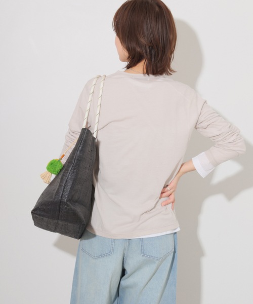 JOURNAL STANDARD relume(ジャーナルスタンダード レリューム)の「シアークルーネックロングTシャツ(Tシャツ/カットソー・レディース・ホワイト/ライトグレー/サックスブルー/イエロー・FREE)」の10枚目の写真