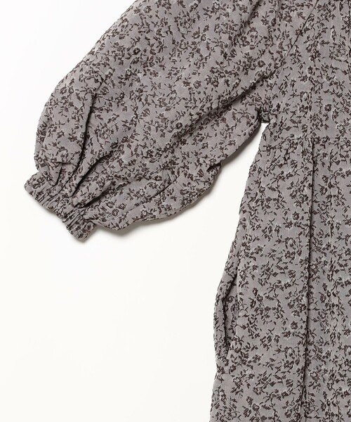 Ray BEAMS（レイビームス）の「RBS / ティアード スクエアネック ワンピース（ワンピース・レディース・ブラック/ダークブラウン・0/1）」の7枚目の写真