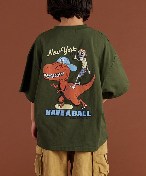 PAIRMANON STREET（ペアマノンストリート）の「【PAIRMANON STREET】オリジナル ストリート プリント 半袖 Tシャツ（Tシャツ/カットソー・キッズ・ブラック系その他/ホワイト系その他/パープル/ピンク/ベージュ/イエロー/ブラック系その他4/ブラック系その他3/ブラック系その他2/カーキ/ブラック系その他5/ベージュ系その他/ピンク系その他/ホワイト系その他4/ホワイト系その他3/ホワイト系その他2/パープル系その他/グリーン系その他/ホワイト/ブラック・140/150/160/90/100/110/120/130）」の15枚目の写真