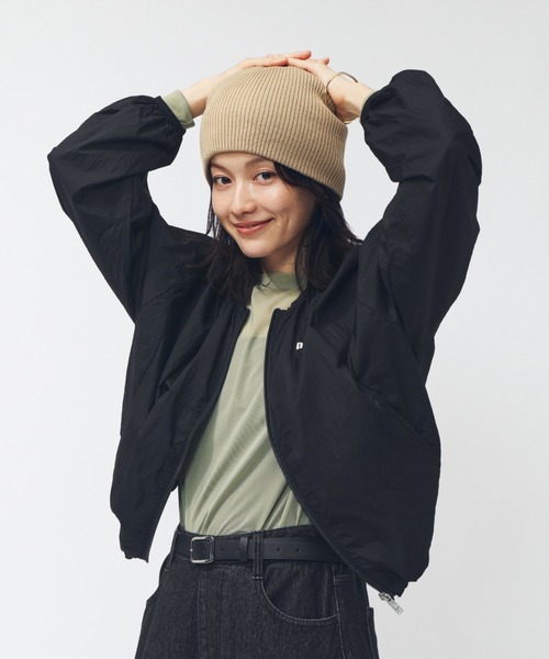 PUMA（プーマ）の「プーマ PUMA CORE HERITAGE パッカブル ウーブン ジャケット_（ナイロンジャケット・レディース・ラベンダー/ブラック・M/L）」の2枚目の写真